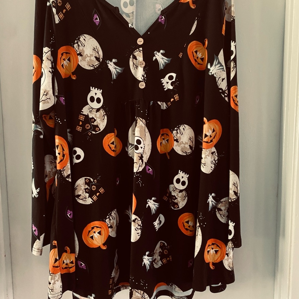 Women’s Black Halloween Pumpkin & Ghost Print Long-Sleeve Blouse